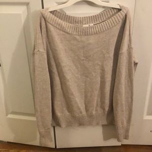 COPY - Boat neck sweater